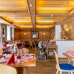 Turmhotel Victoria Szálloda 4*
