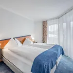 Ξενοδοχείο Turmhotel Victoria 4*