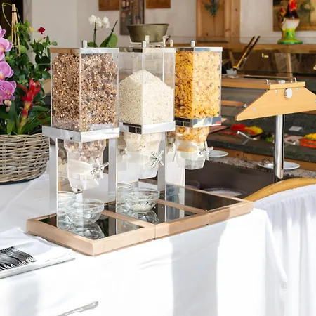 فندق Turmhotel Victoria دافوس