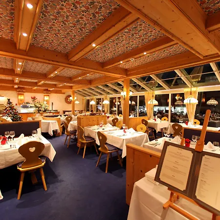 Turmhotel Victoria Hotell