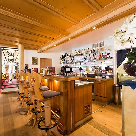 Turmhotel Victoria 4*