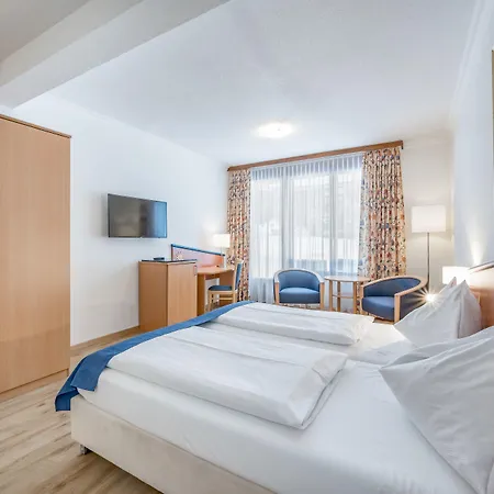 Hotel Turmhotel Victoria 4*