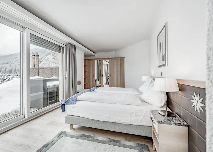 Turmhotel Victoria 4* دافوس