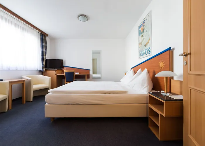 Turmhotel Victoria Hotell