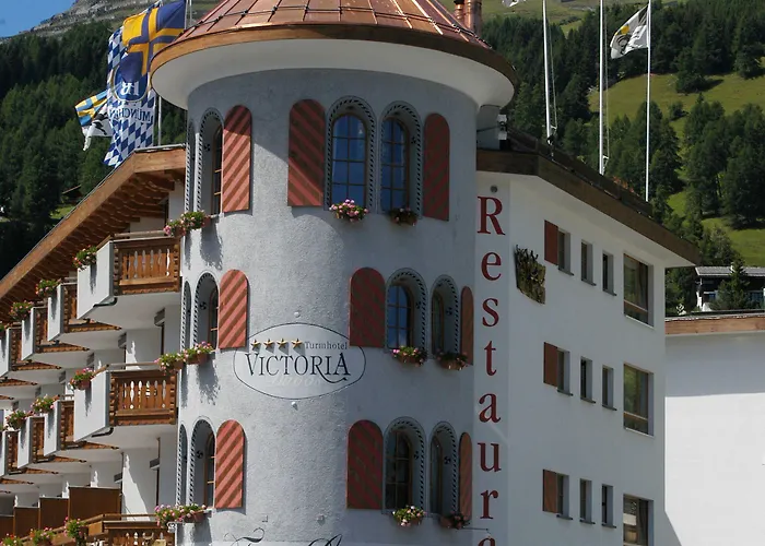 Turmhotel Victoria فندق