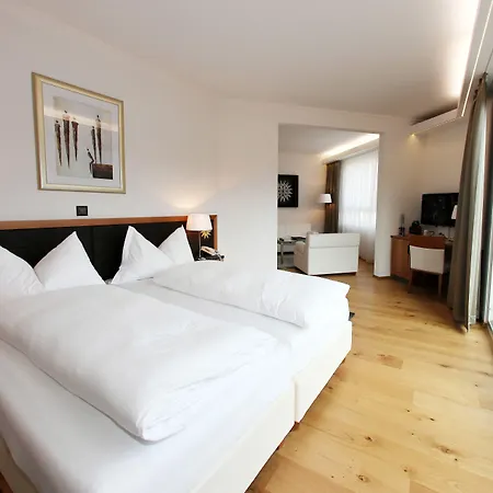 Turmhotel Victoria Szálloda 4*