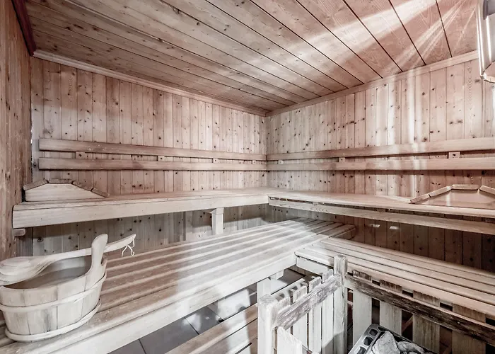 Hotel Turmhotel Victoria 4*